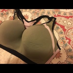 Victoria secret sports bra